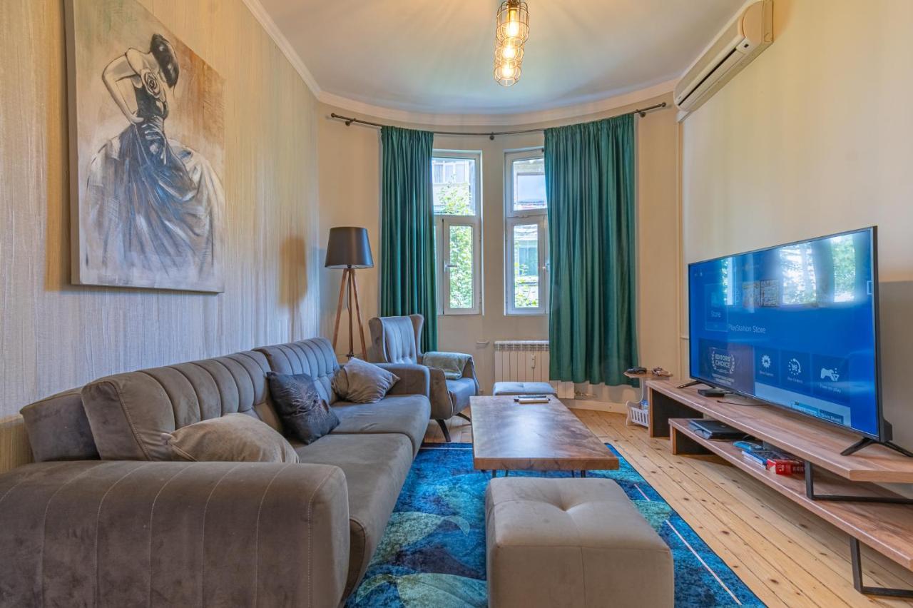 5 Seconds Away From The Main Street, Free Secured Parking Apartment Sofia Bagian luar foto
