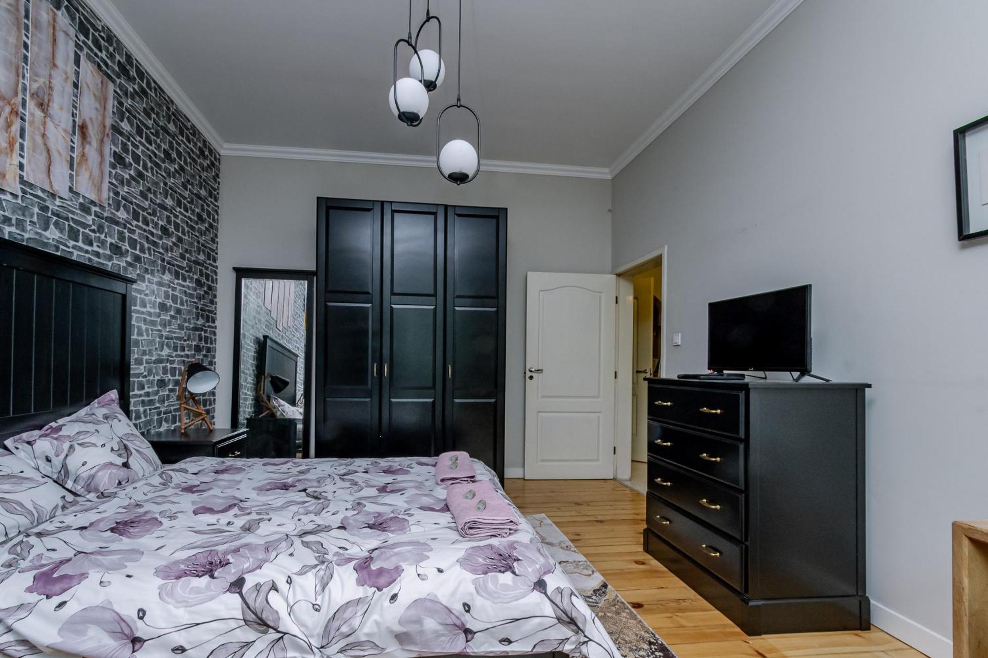 5 Seconds Away From The Main Street, Free Secured Parking Apartment Sofia Bagian luar foto