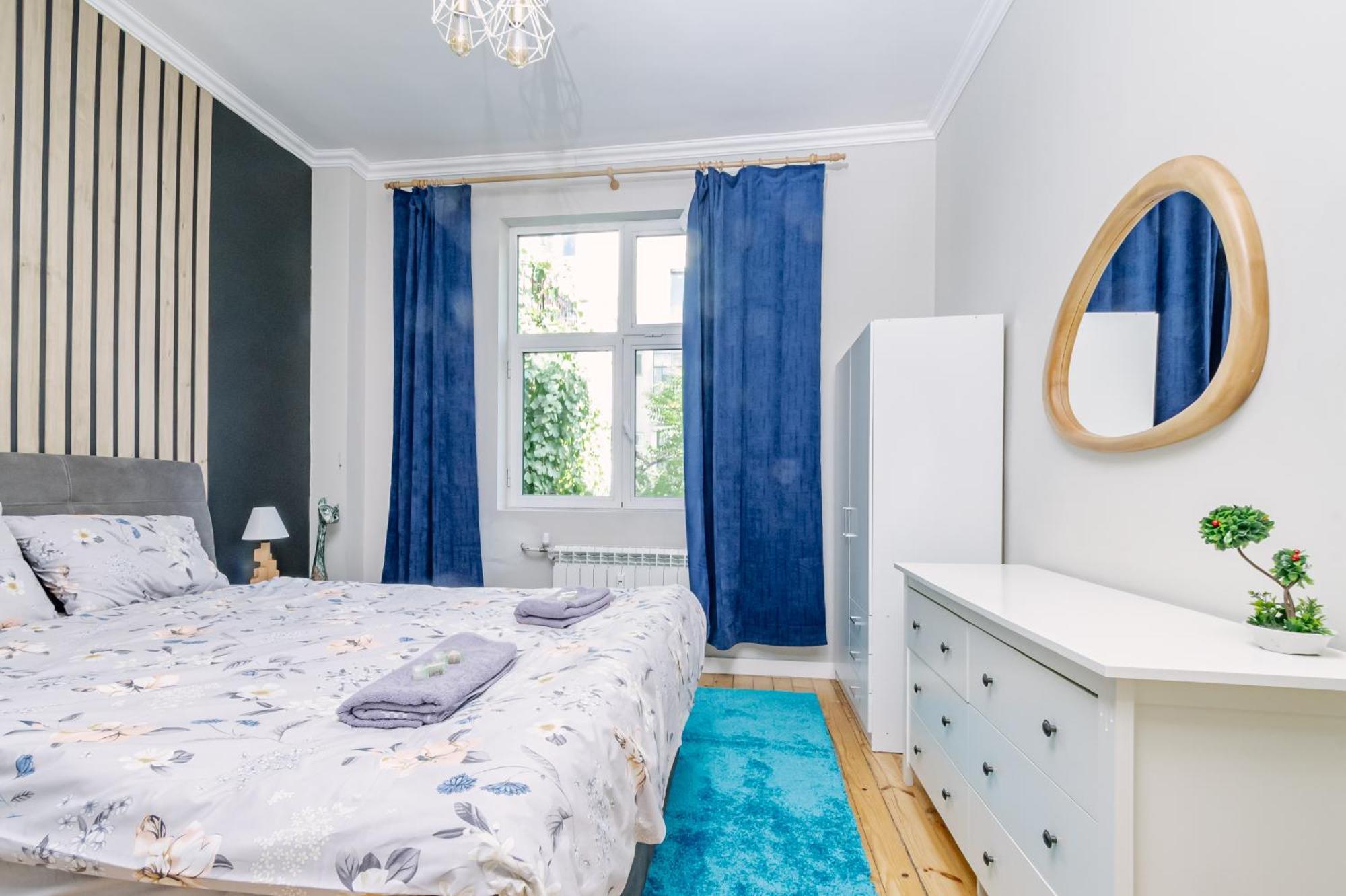 5 Seconds Away From The Main Street, Free Secured Parking Apartment Sofia Bagian luar foto